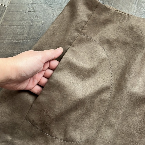 Zara brown mini skirt with pockets s - Picture 3 of 4